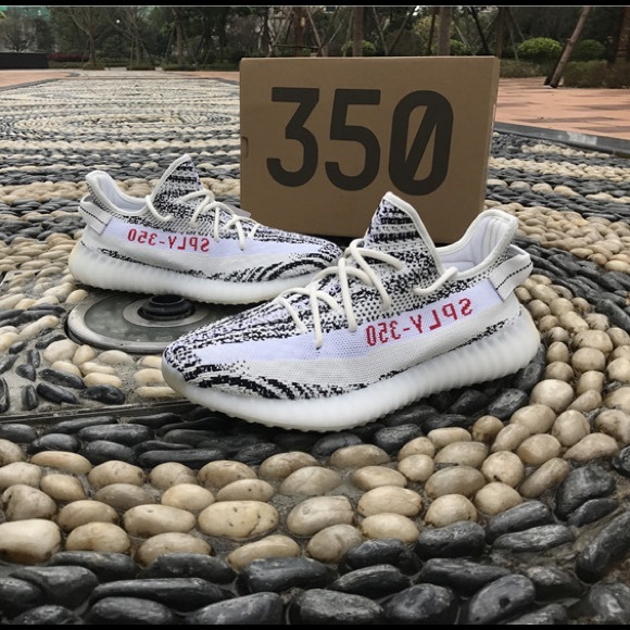 Unisex adidas Yeezy Boost 350 V2 Zebra